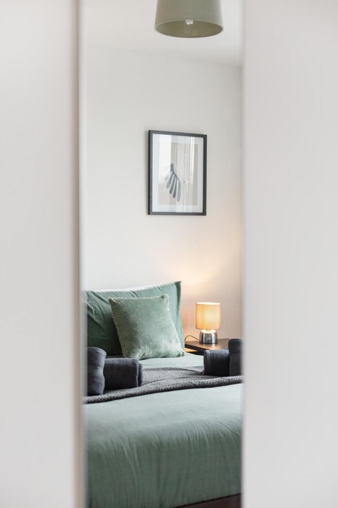 Modern & Spacious 3 Bed With Free Parking & Lift In Shoreditch, Next To Station * Londres